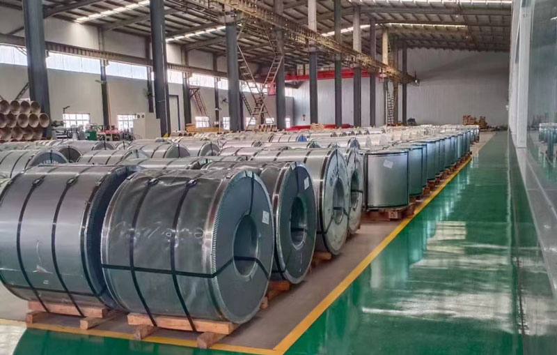 Tin cans factory